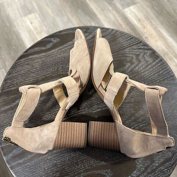 Clarks Deloria Fae (Sand Suede) Gladiator Sandal size 6 - Picture 4 of 7